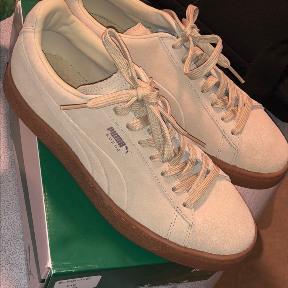 Puma sneakers